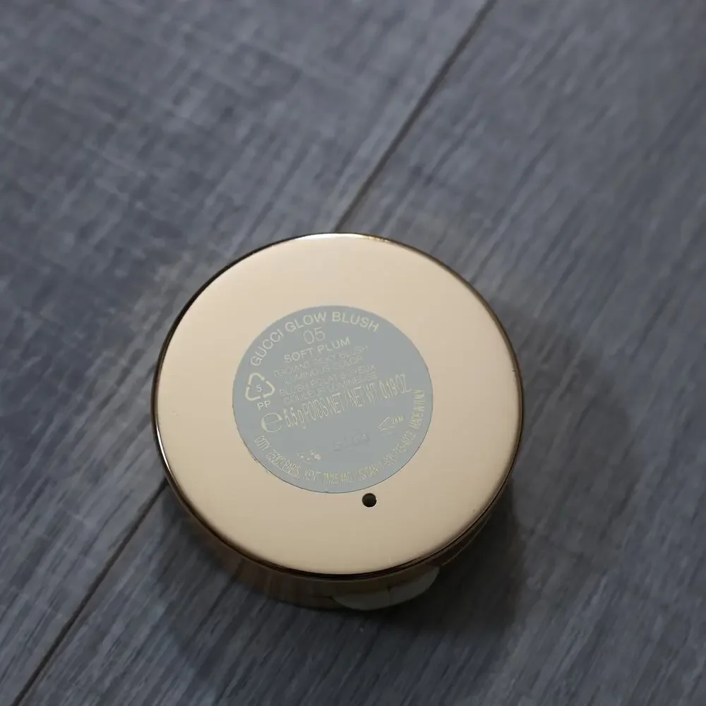 Gucci Glow Blush in 05 Soft Plum